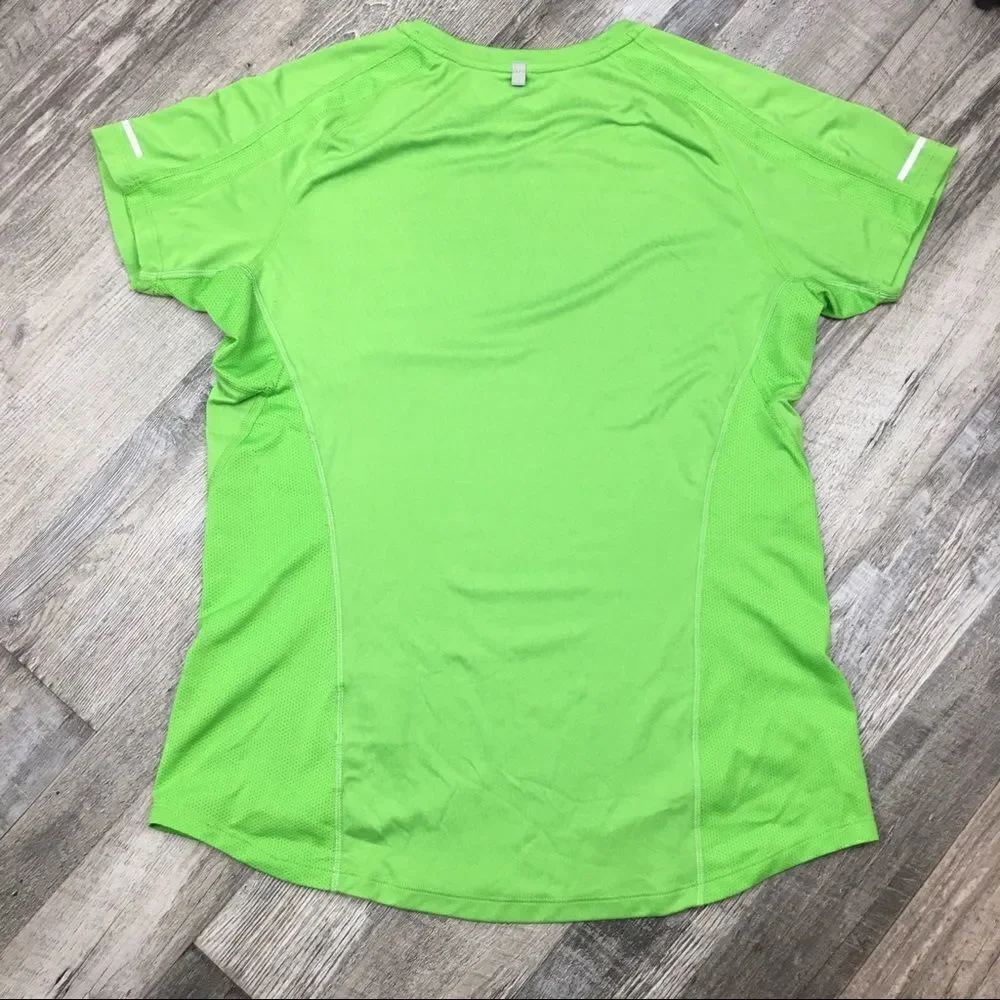 Nike Dri Fit Athletics Top Women Size M
